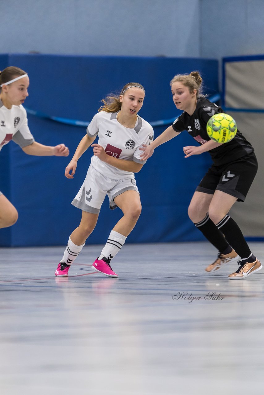 Bild 100 - wBJ Futsalmeisterschaft